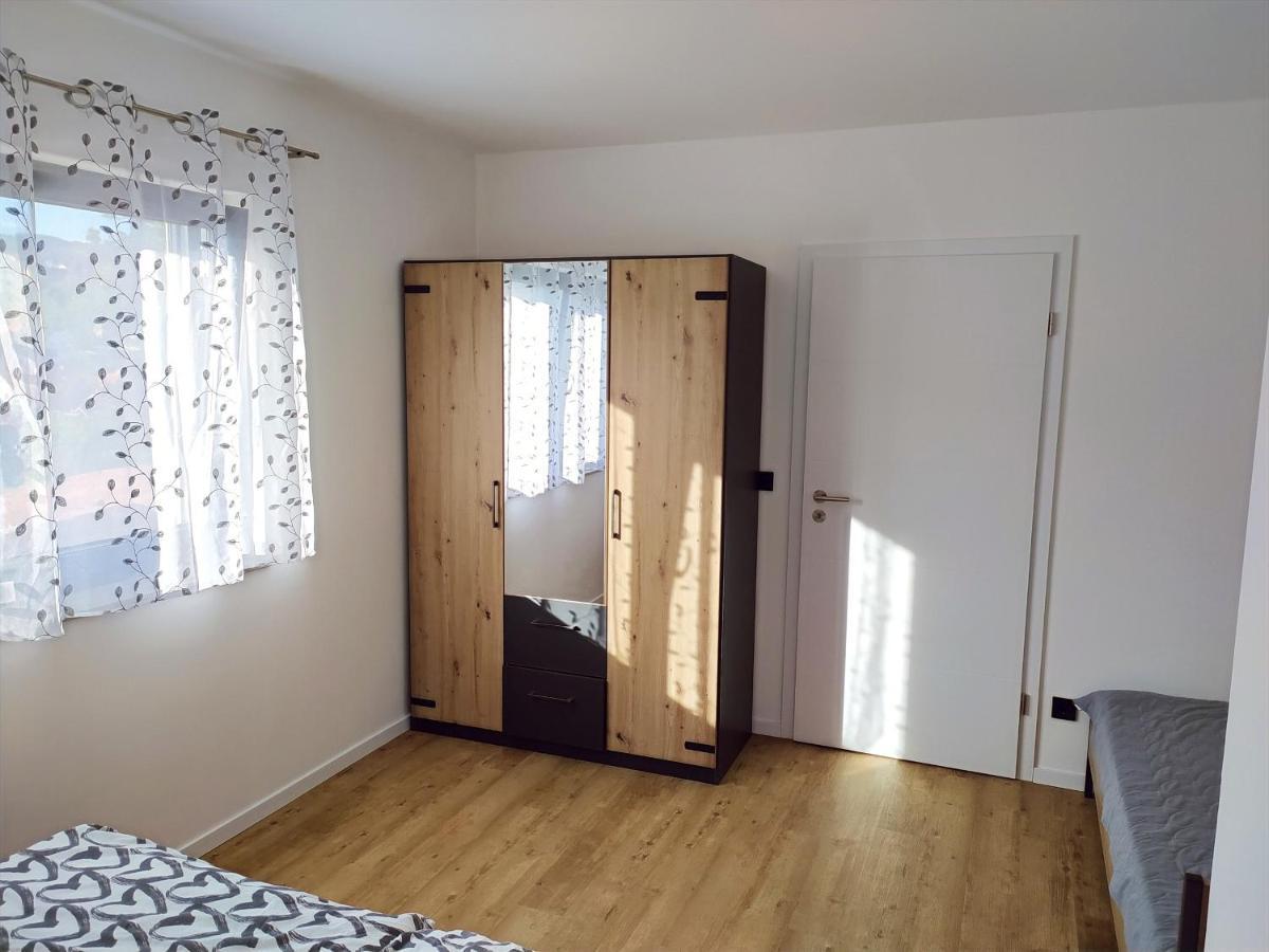 Fewo Wildflecken - Ferienwohnung Rhoen Neubau 2021 외부 사진